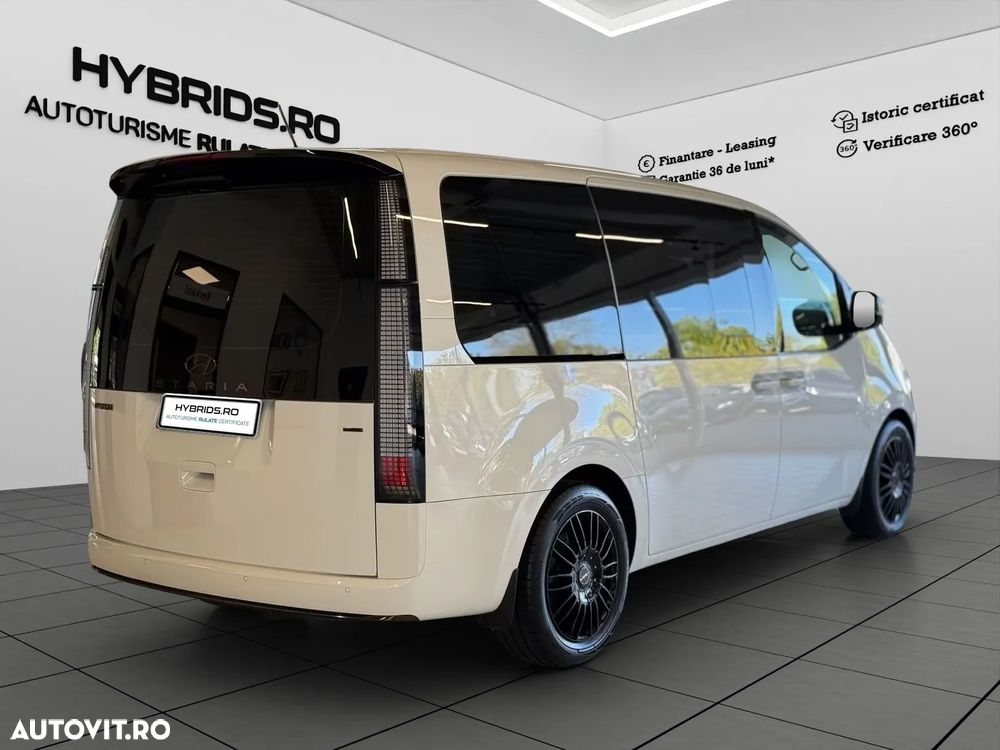 Hyundai Staria 2.2 CRDi Allrad Signature - 4