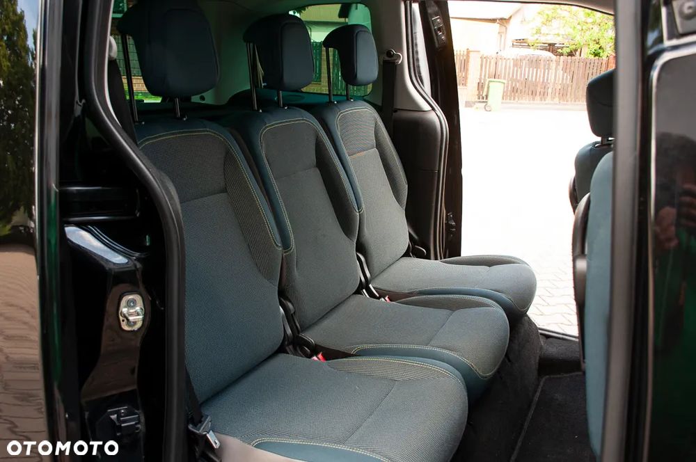 Citroën Berlingo Multispace BlueHDi 120 S&S SHINE - 29