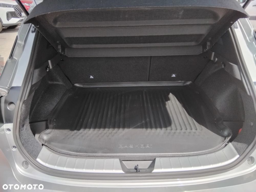 Nissan Qashqai 1.3 DIG-T MHEV N-Connecta Xtronic - 5