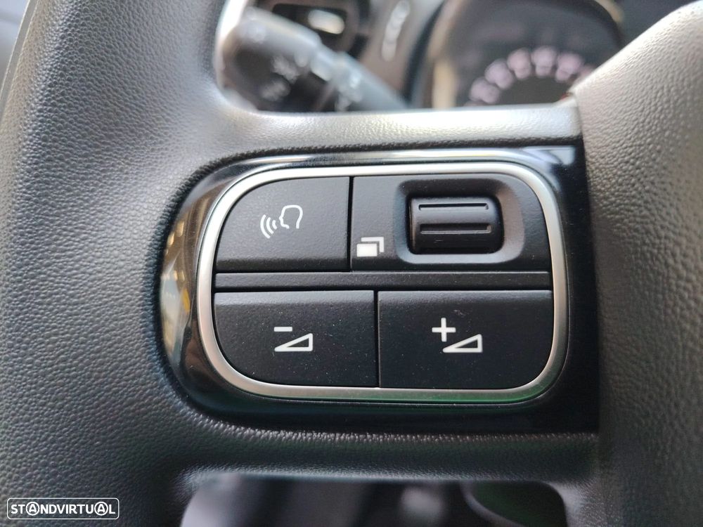 Citroën C3 1.2 PureTech C-Series - 12