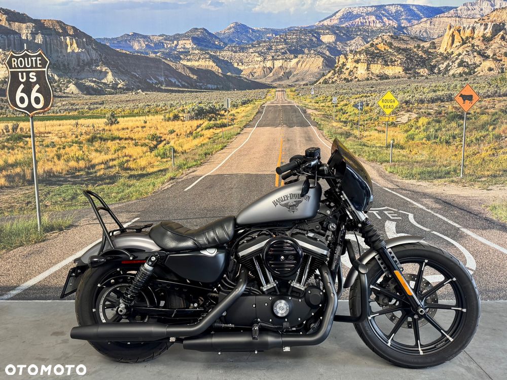 Harley-Davidson Sportster Iron 883 - 1