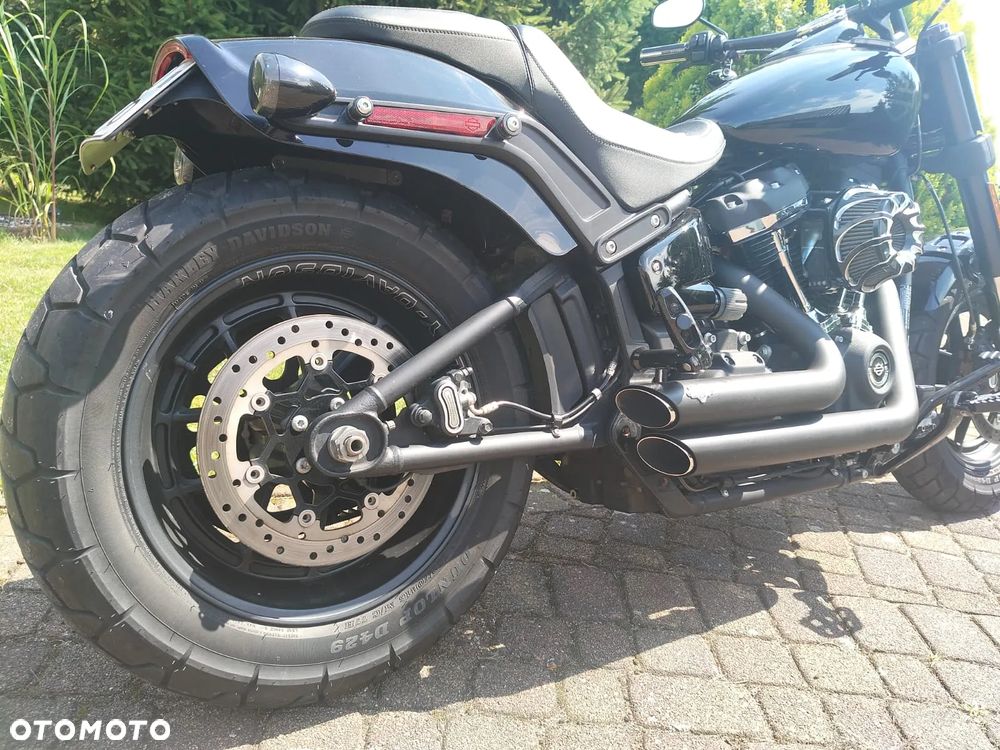 Harley-Davidson Softail Fat Bob - 17