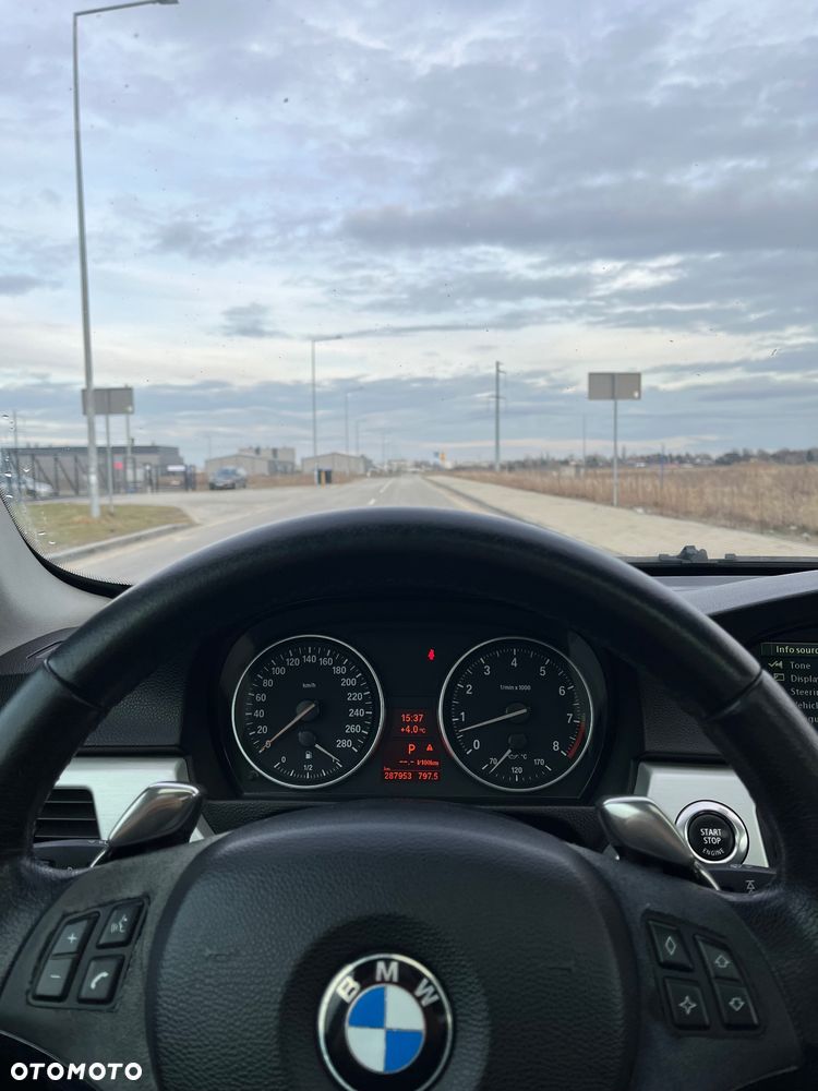 BMW Seria 3 335i - 11