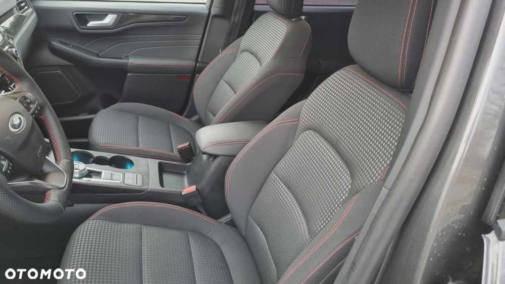 Ford Kuga 2.5 FHEV FWD ST-Line eCVT - 11