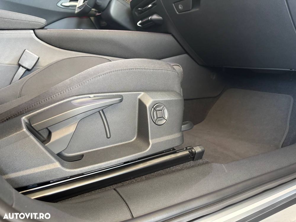 Audi Q3 2.0 35 TDI S tronic - 32