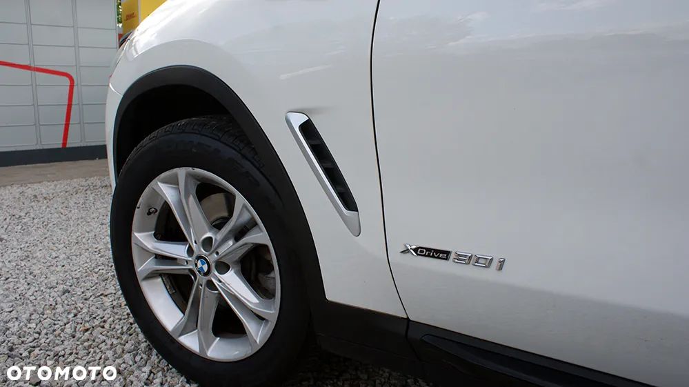 BMW X3 xDrive30i GPF Advantage sport - 24