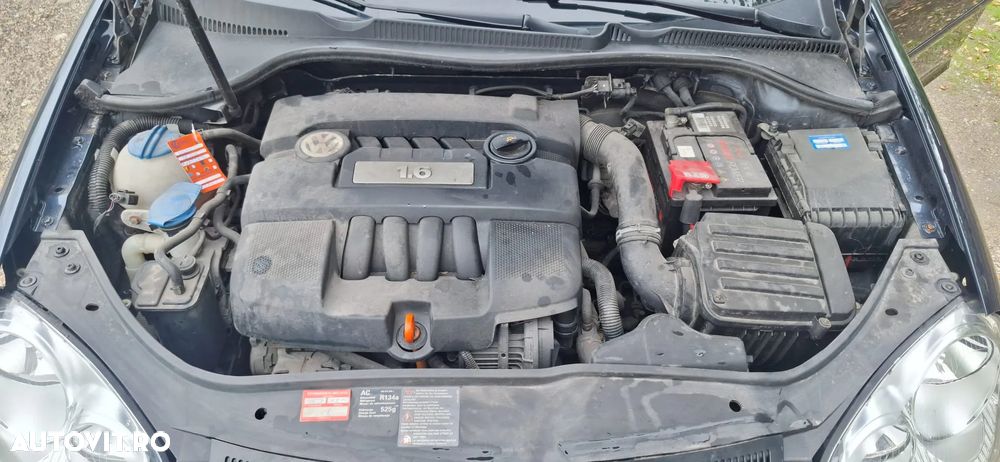 Volkswagen Golf - 8