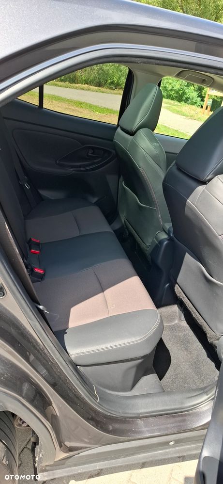 Toyota Yaris Cross Hybrid 1.5 Executive - 23