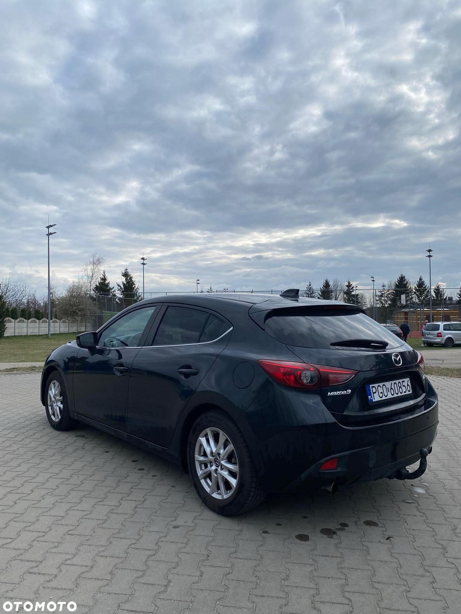 Mazda 3 - 10