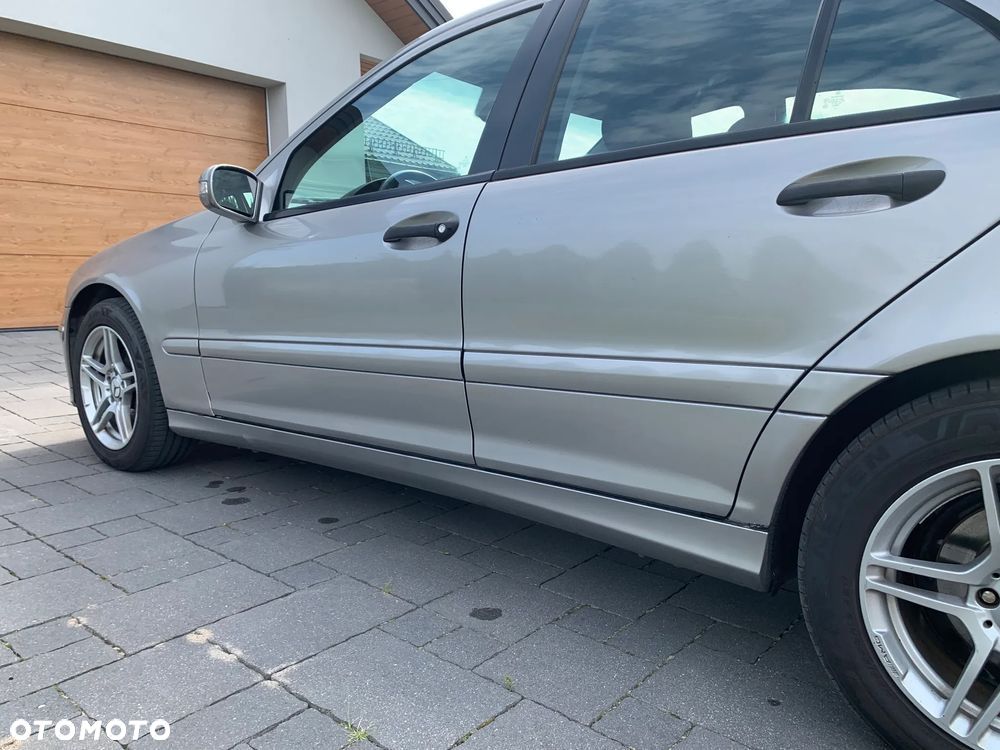 Mercedes-Benz Klasa C - 19