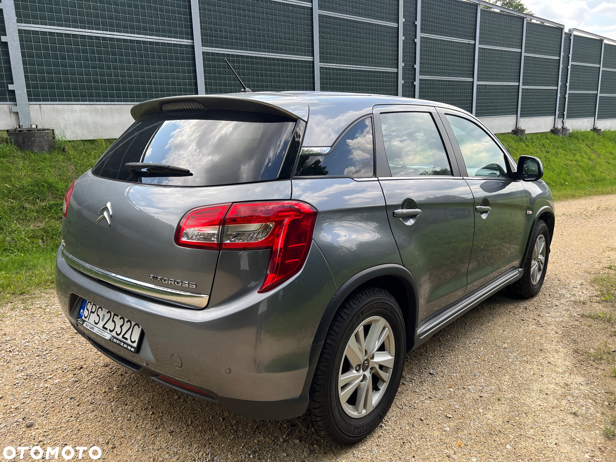 Citroën C4 Aircross 1.6 HDi STT 4x2 Exclusive - 4
