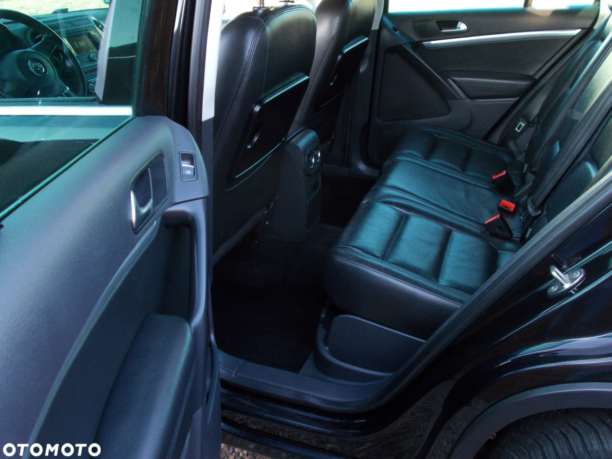Volkswagen Tiguan 2.0 TDI 4Mot Perfectline R-Style DSG - 9