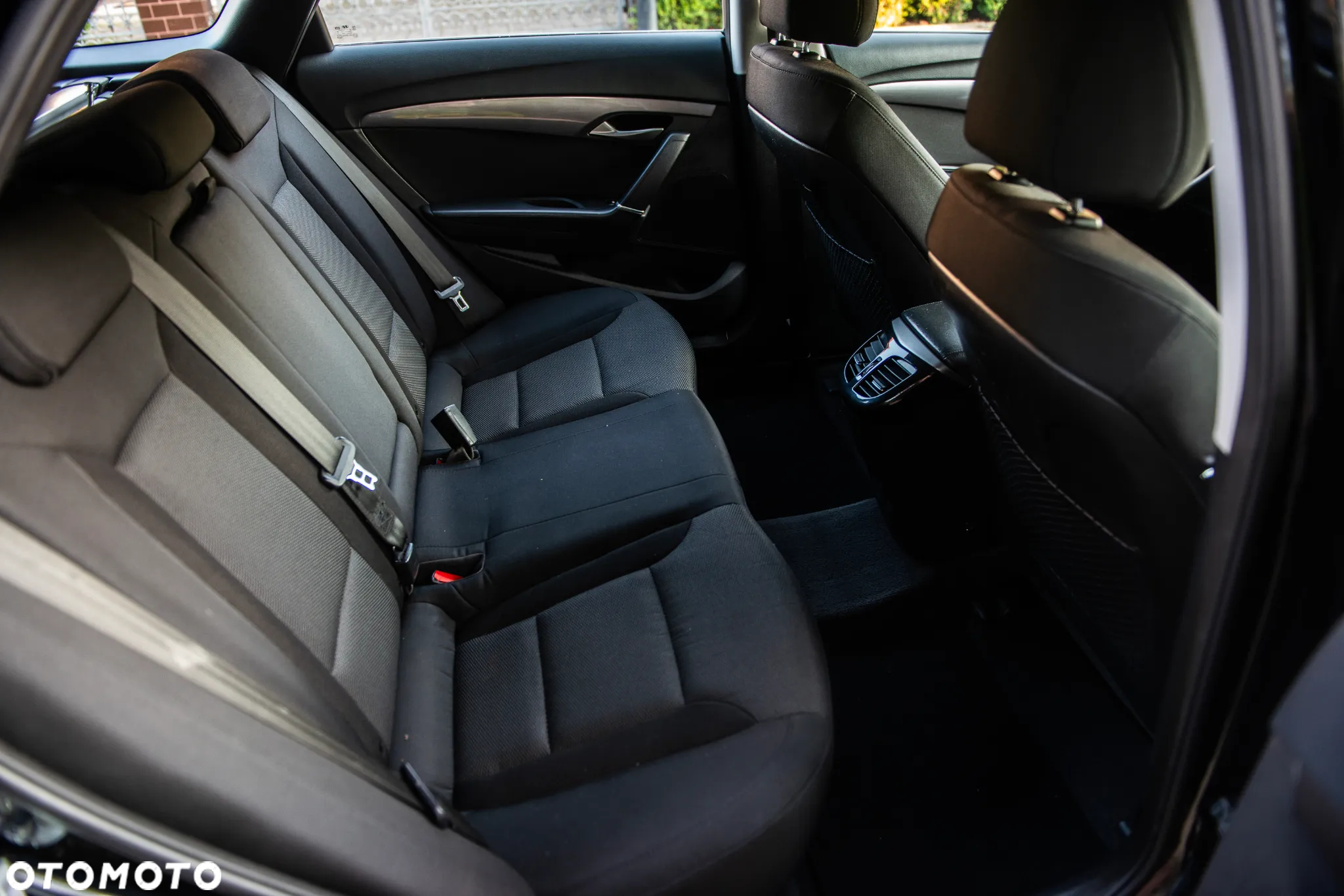 Hyundai i40 1.6 GDI Comfort + - 24