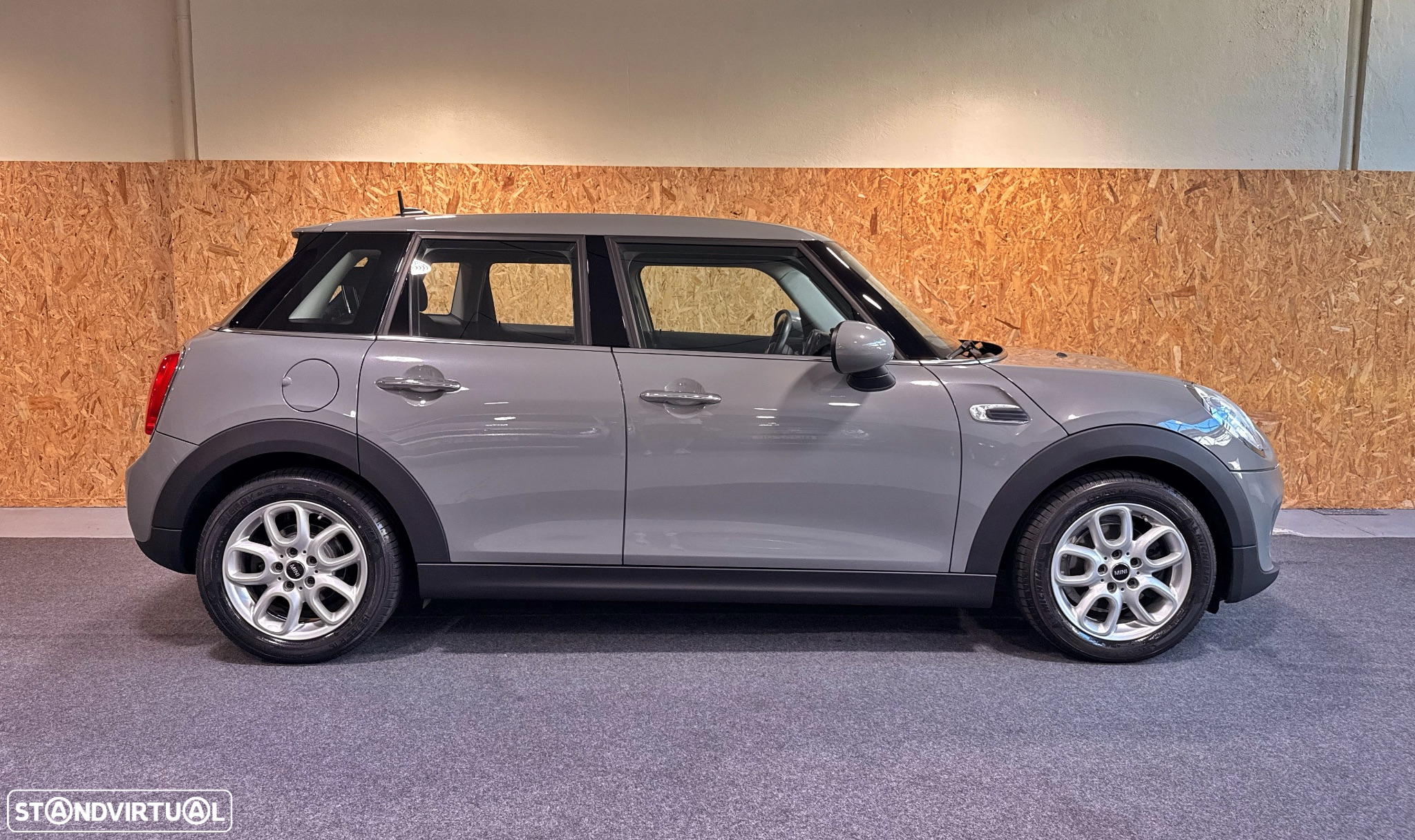 MINI 5 Portas Cooper D - 6