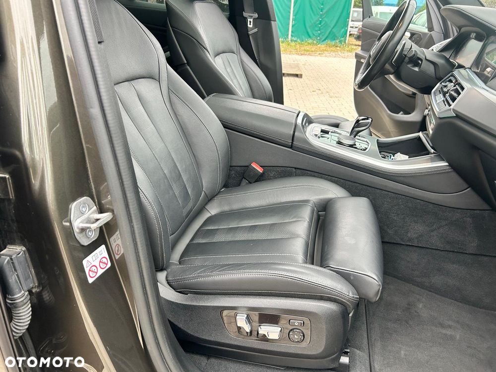 BMW X5 xDrive45e - 31