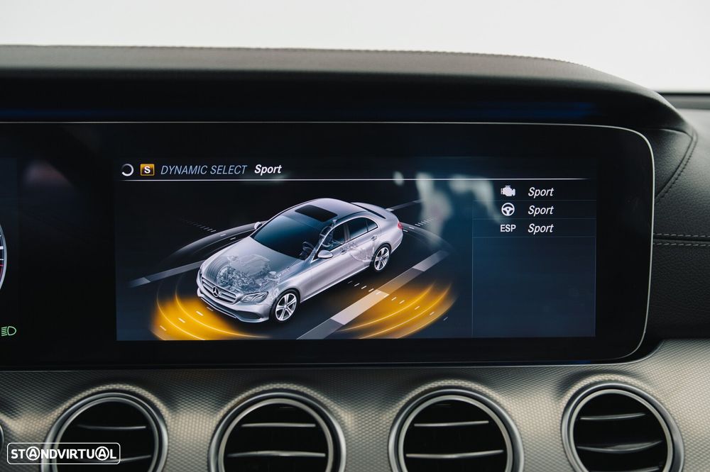 Mercedes-Benz E 220 d AMG Line - 26