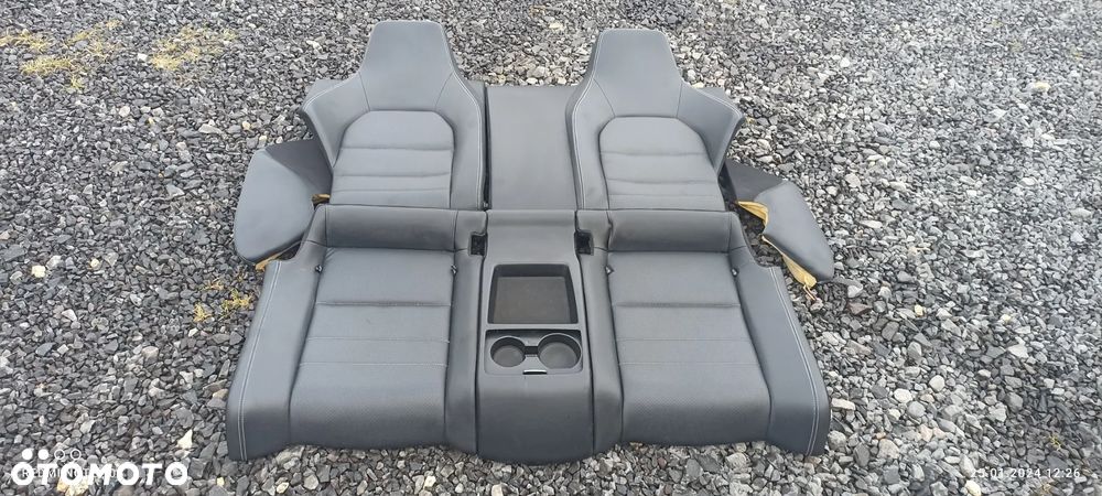 MERCEDES W207 AMG KANAPA TYLNA SKÓRA CZARNA BIAŁA NIĆ - 2