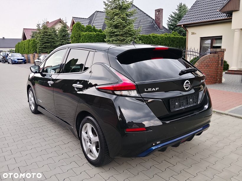 Nissan Leaf 40 kWh 3.ZERO - 3