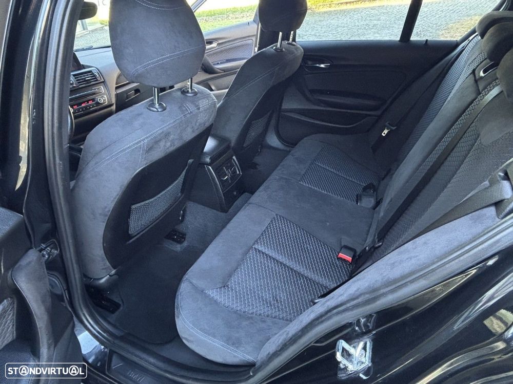 BMW 125 d Pack M - 12