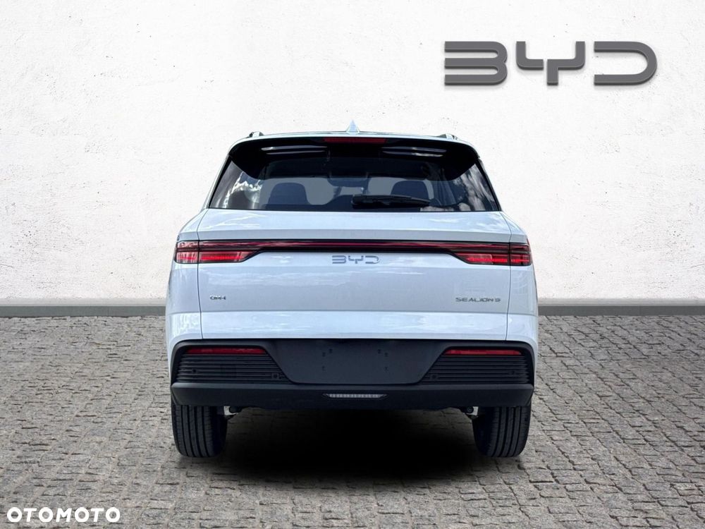BYD Sealion 5 - 4