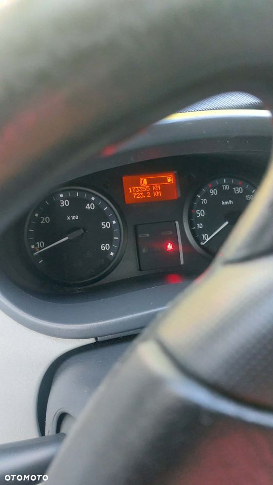 Renault TRAFIC - 9