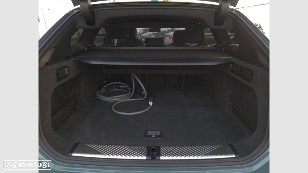 BMW 530 e Pack Desportivo M - 15