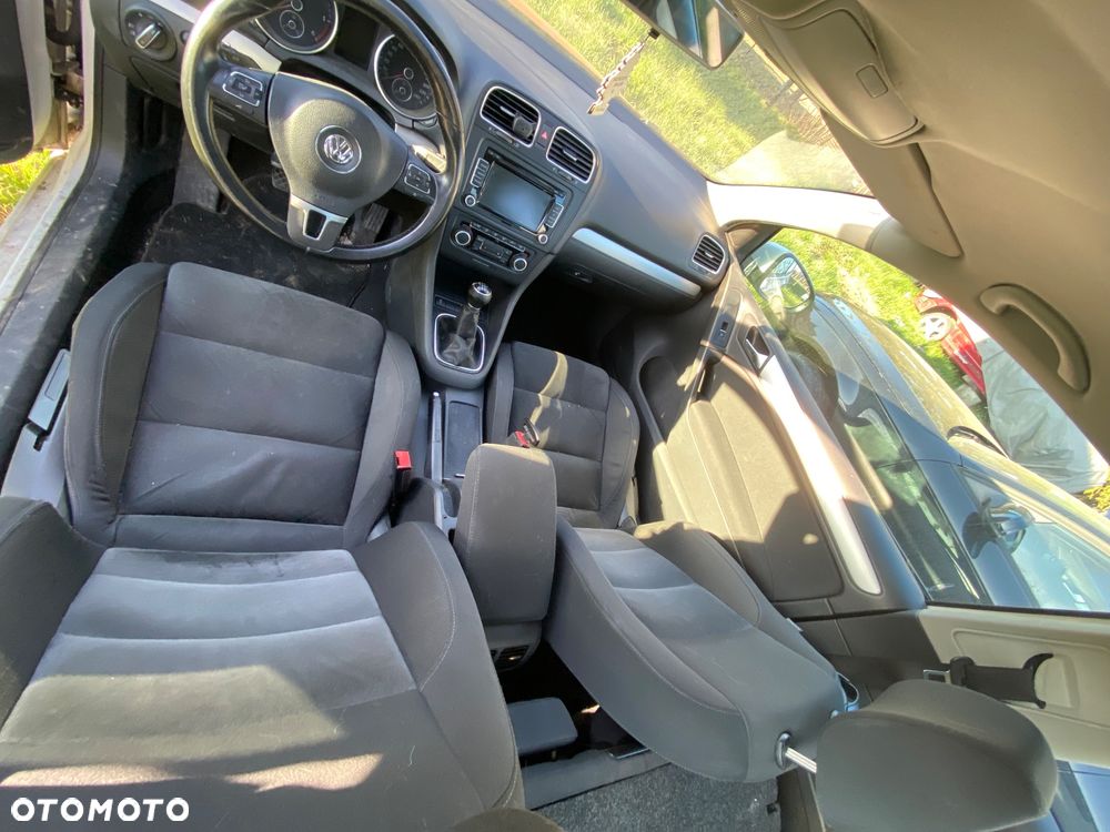 Volkswagen Golf 1.6 TDI Highline - 13