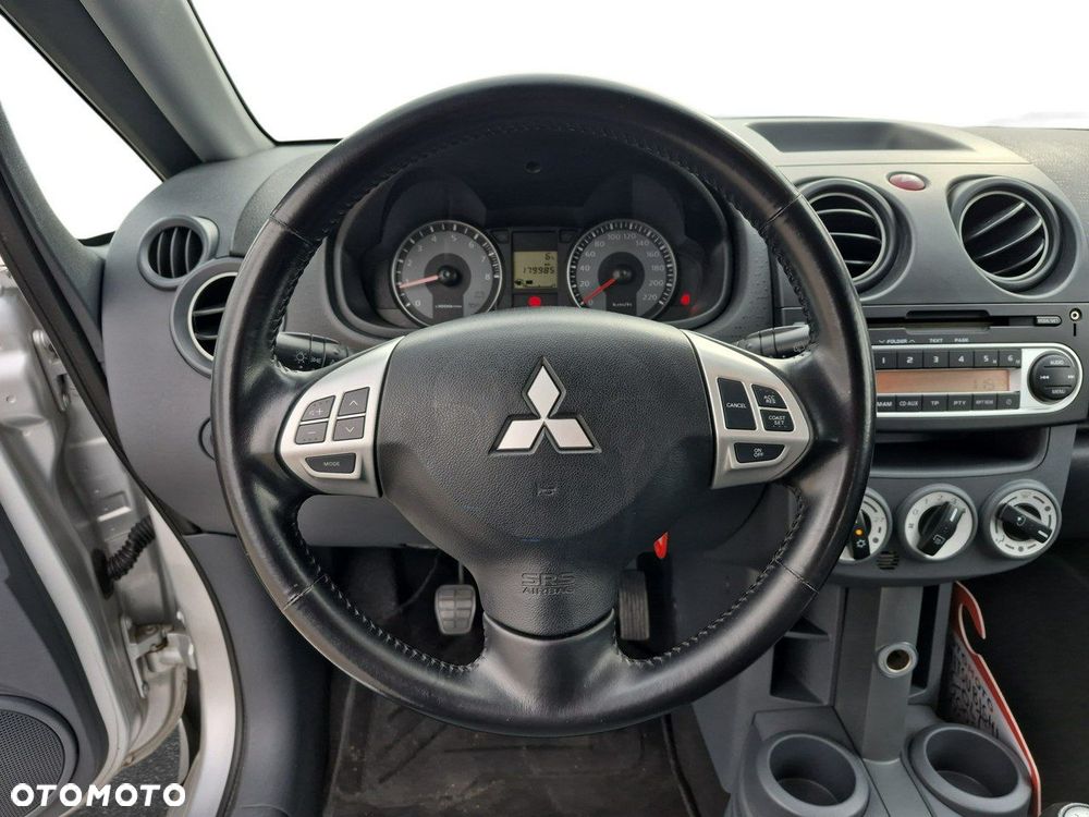 Mitsubishi Colt 1.3 Polar - 23