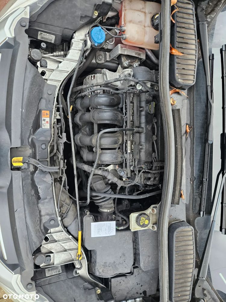 Ford C-MAX 1.6 Titanium - 23