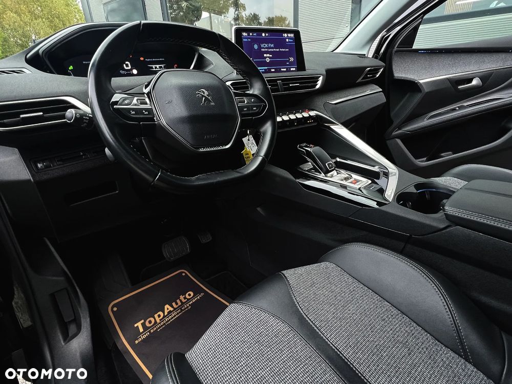 Peugeot 5008 1.6 PureTech Allure S&S EAT8 - 20