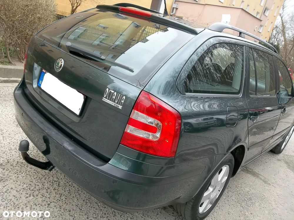 Skoda Octavia 1.9 TDI DSG Elegance - 18