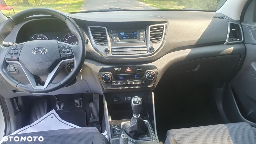 Hyundai Tucson blue 1.7 CRDi 2WD Passion - 11