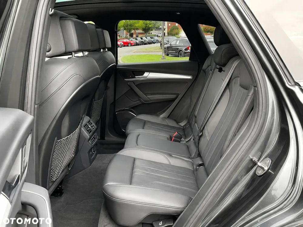 Audi Q5 45 TFSI quattro S tronic sport - 14