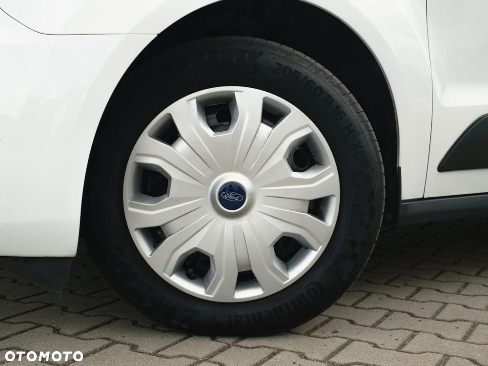 Ford Transit Connect - 15