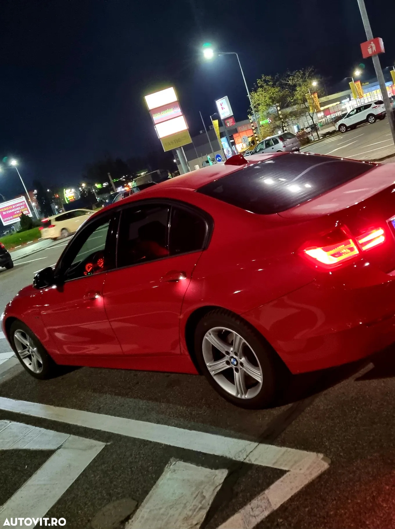BMW Seria 3 316i - 28