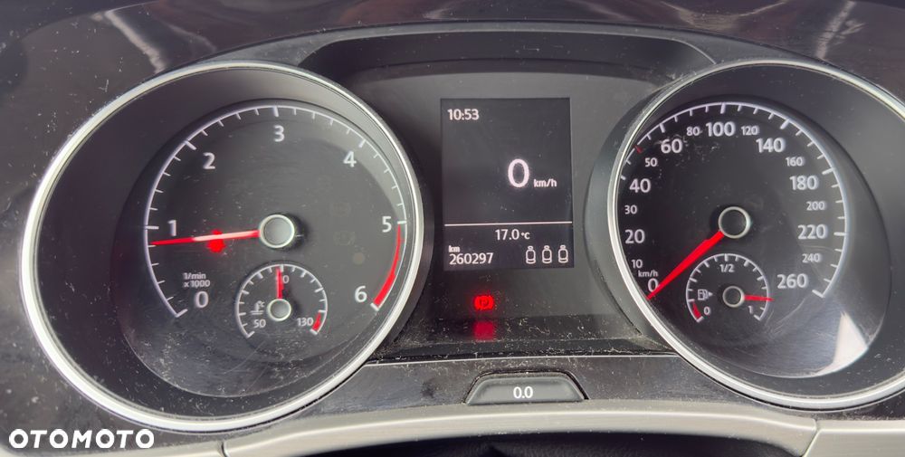 Volkswagen Touran 1.6 TDI BMT SCR Comfortline - 8