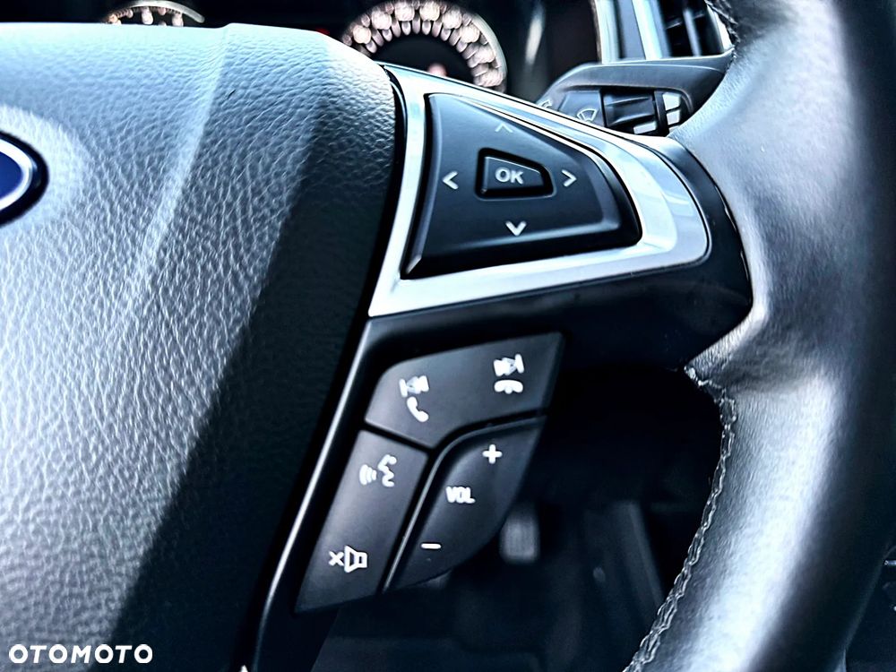 Ford S-Max 2.0 TDCi Titanium - 35