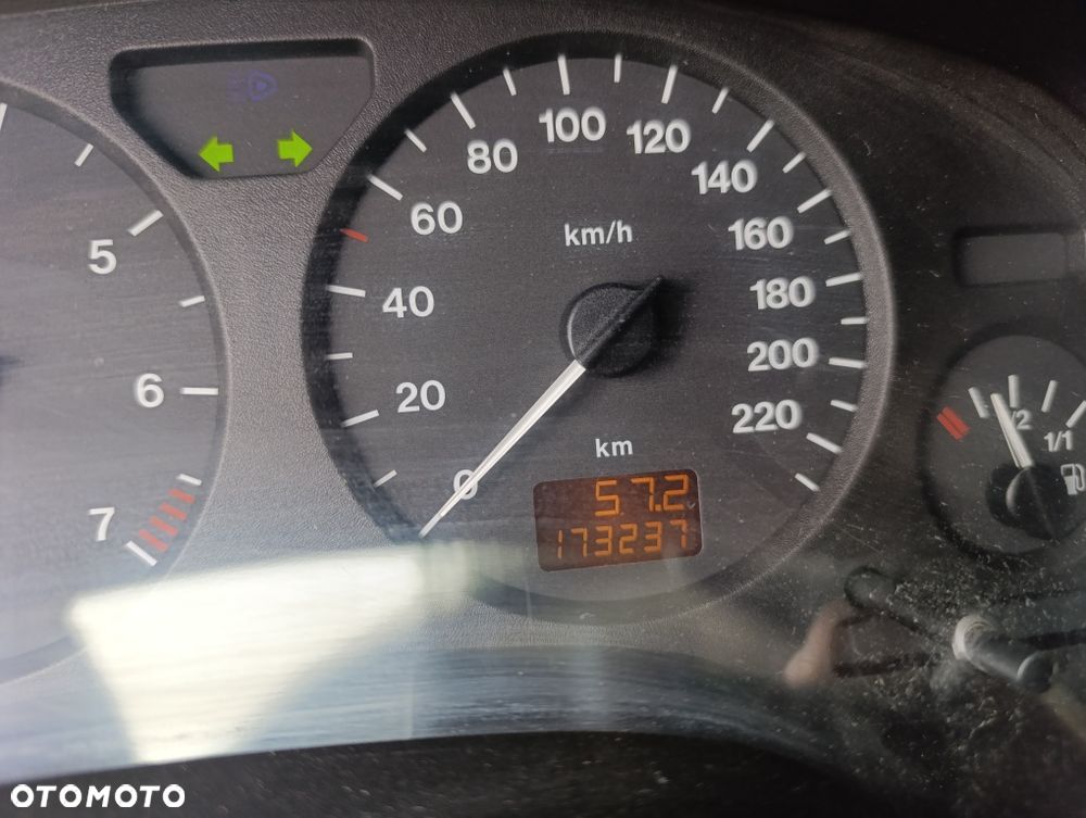 Opel Astra - 6