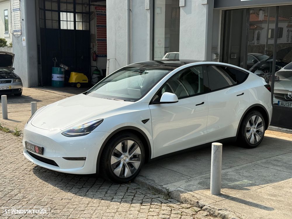 Tesla Model Y Long Range Dual Motor AWD - 5