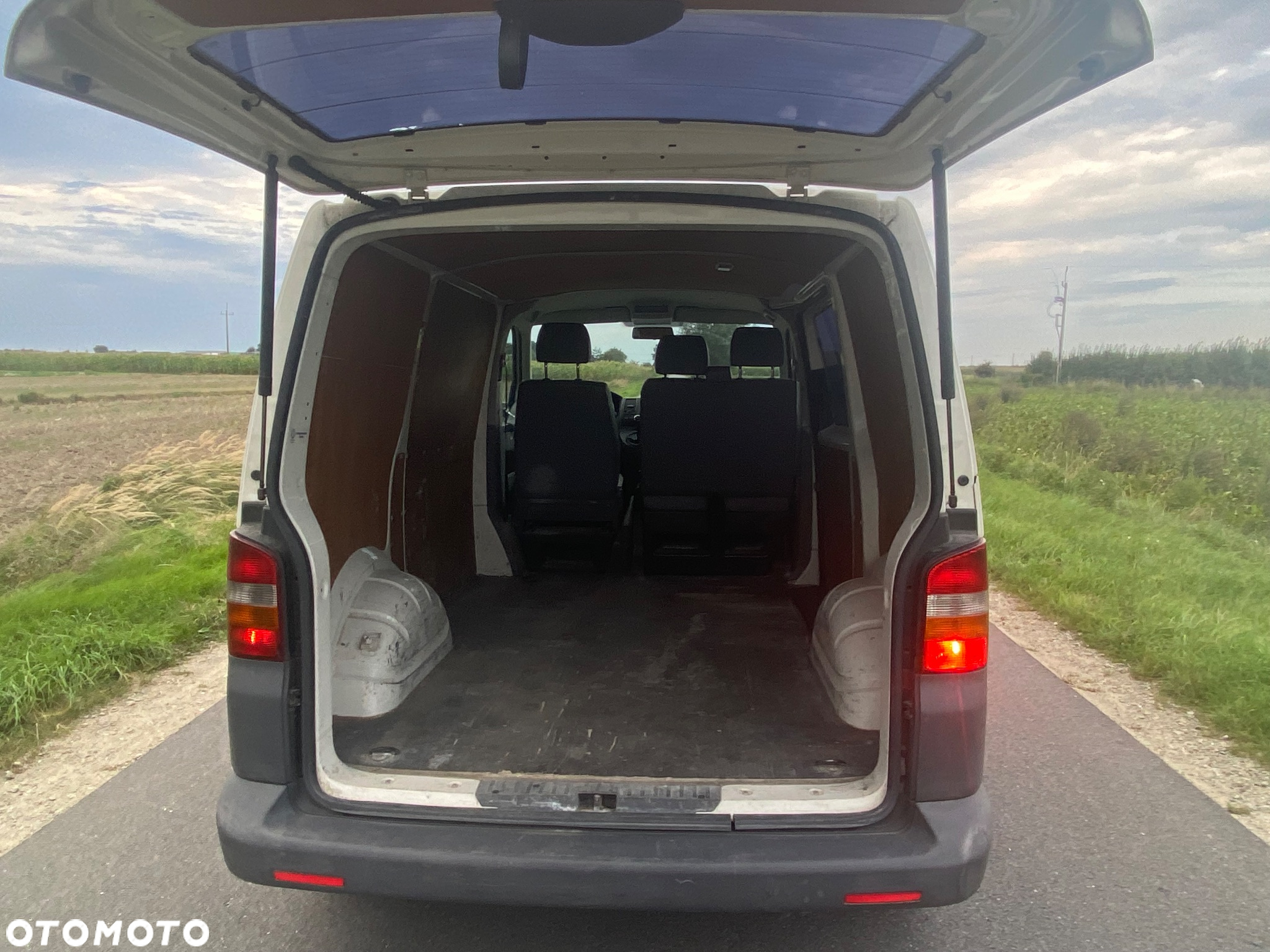 Volkswagen Transporter T5 - 8
