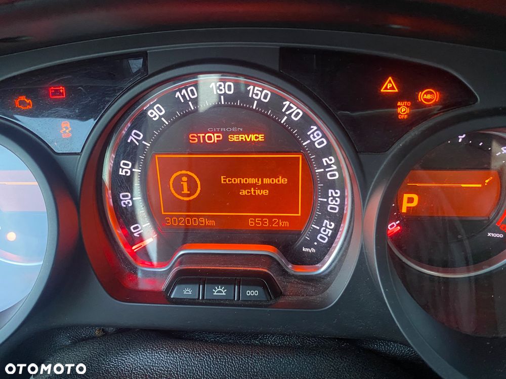 Citroën C5 2.0 HDi Exclusive - 8