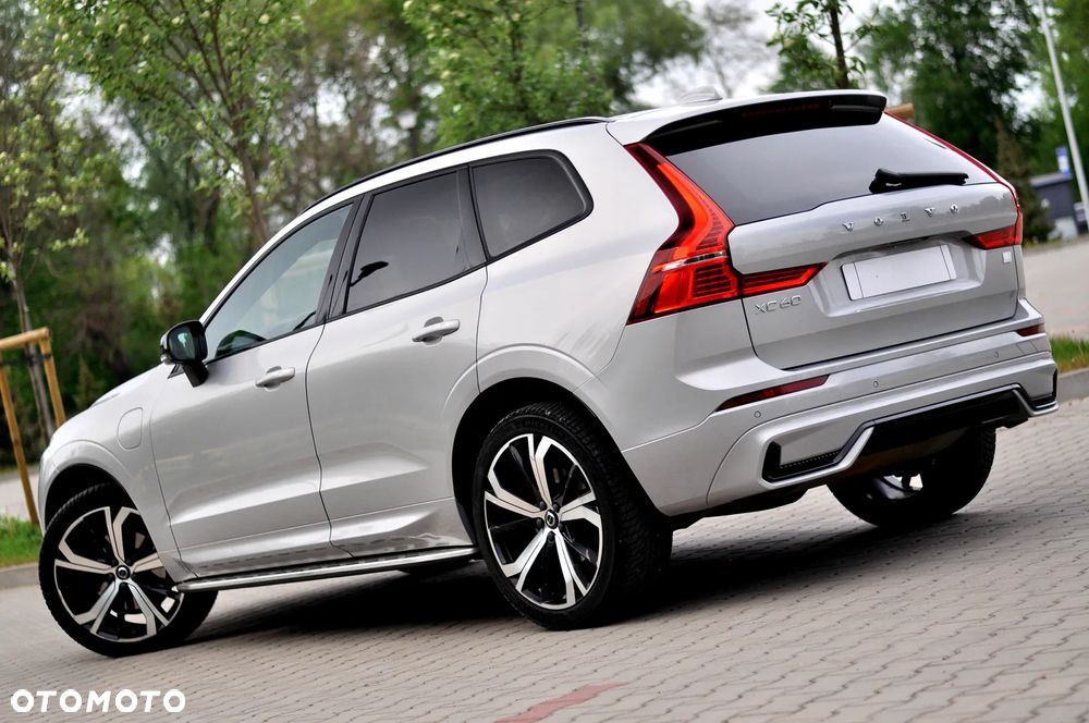Volvo XC 60 T6 AWD Recharge Geartronic RDesign - 13