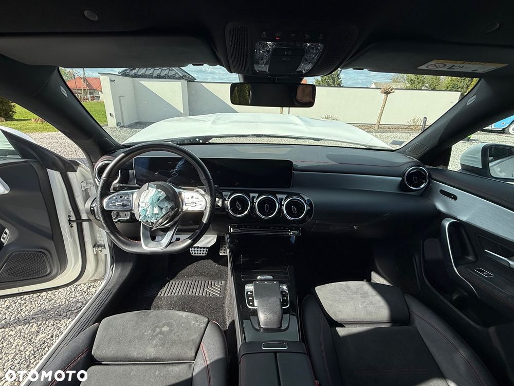 Mercedes-Benz CLA 220 7G-DCT AMG Line - 7
