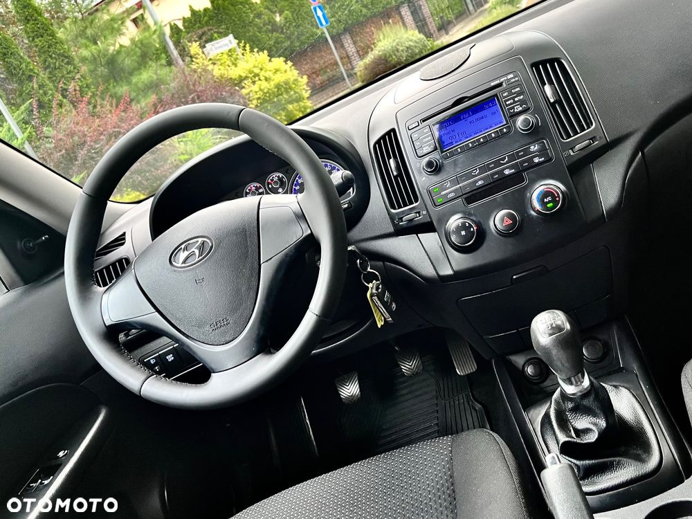 Hyundai i30 1.4 Team 08 - 12