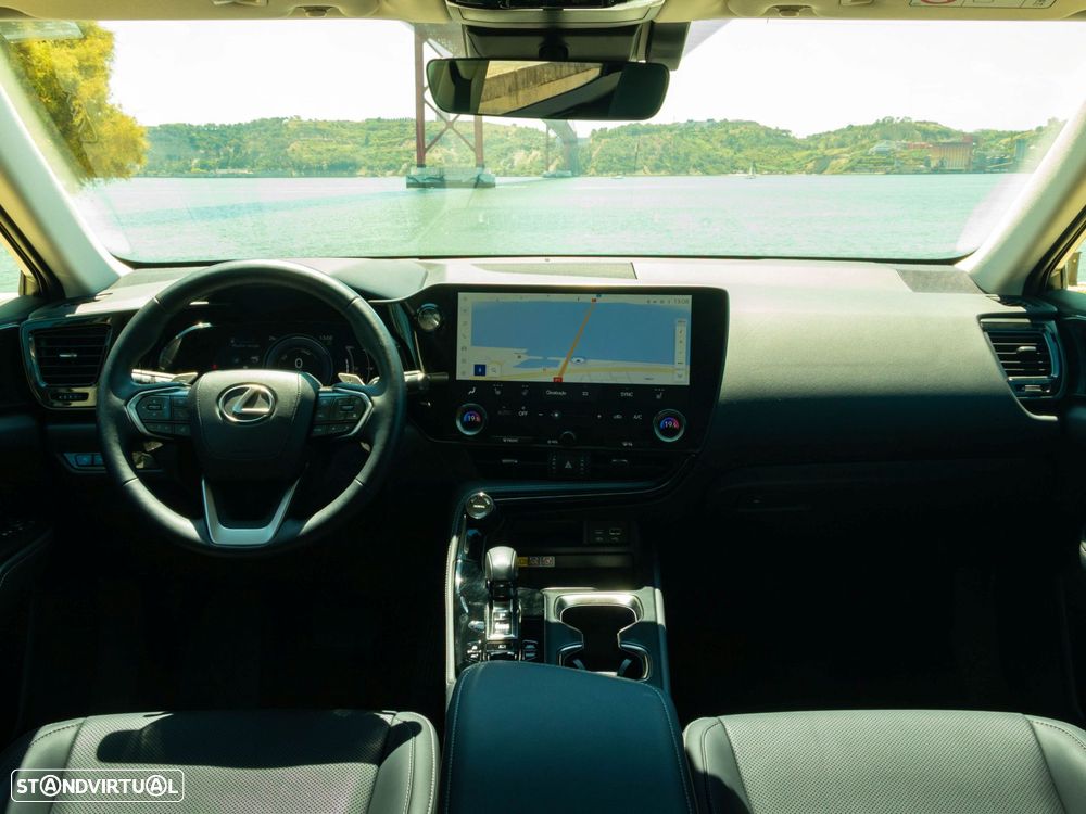 Lexus NX 450h+ Executive - 10