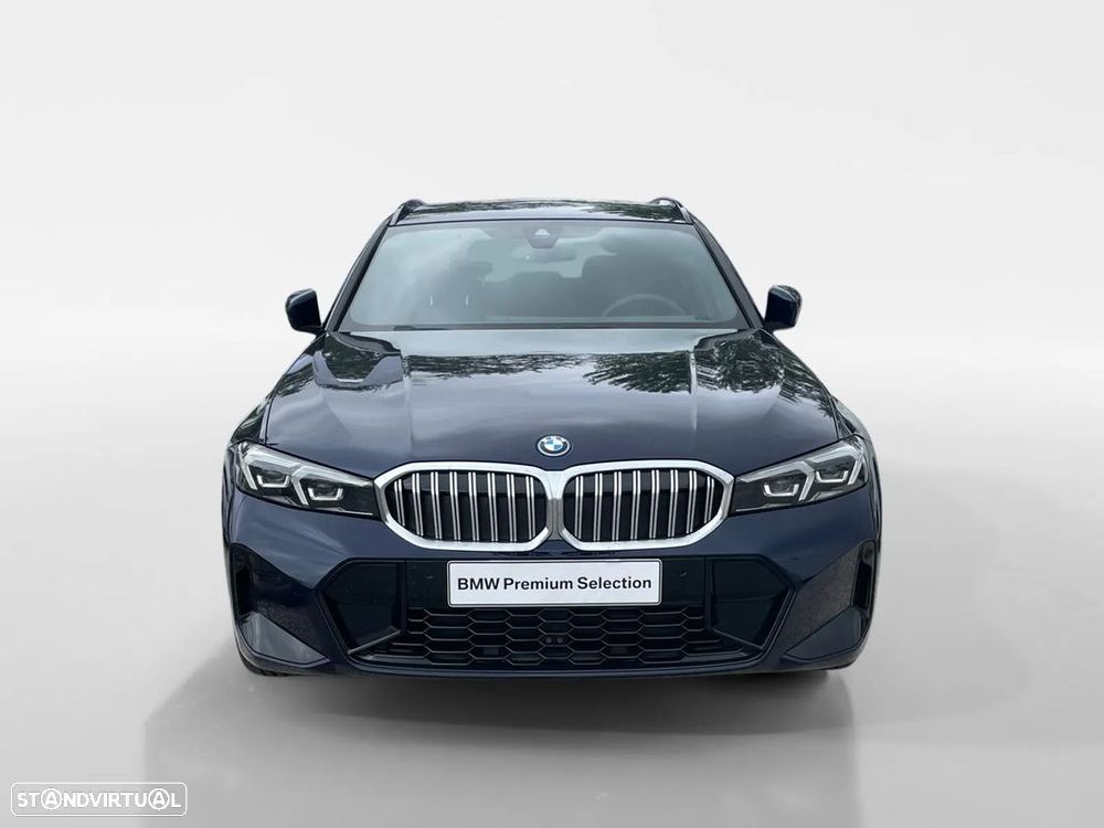 BMW 330 e Touring Pack Desportivo M Auto - 8