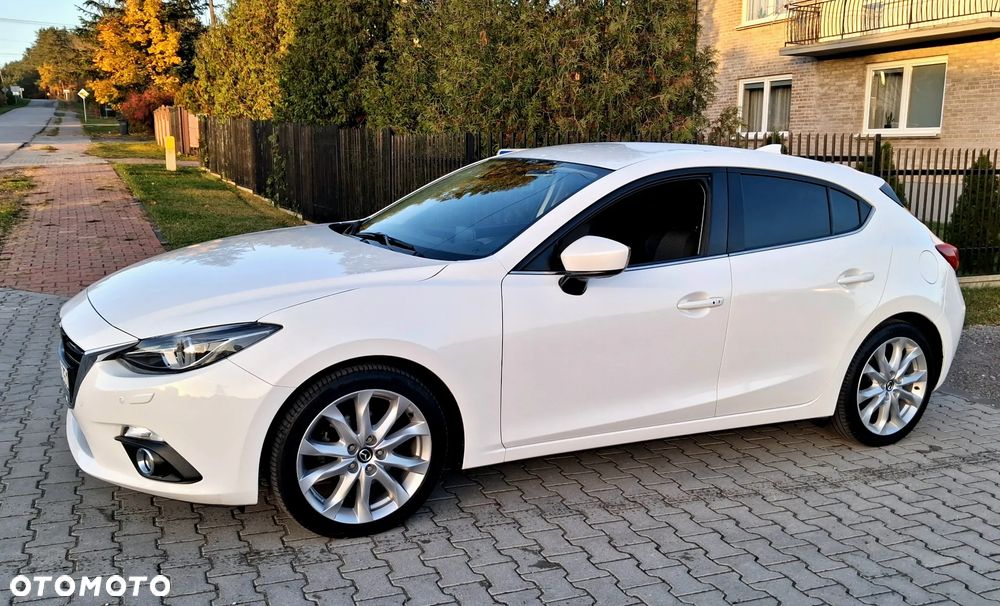 Mazda 3 2016 photo 2