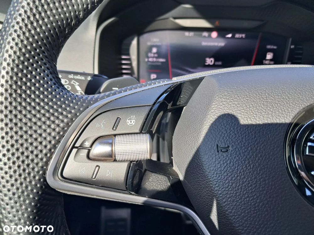 Skoda Karoq 1.5 TSI ACT Sportline DSG - 22