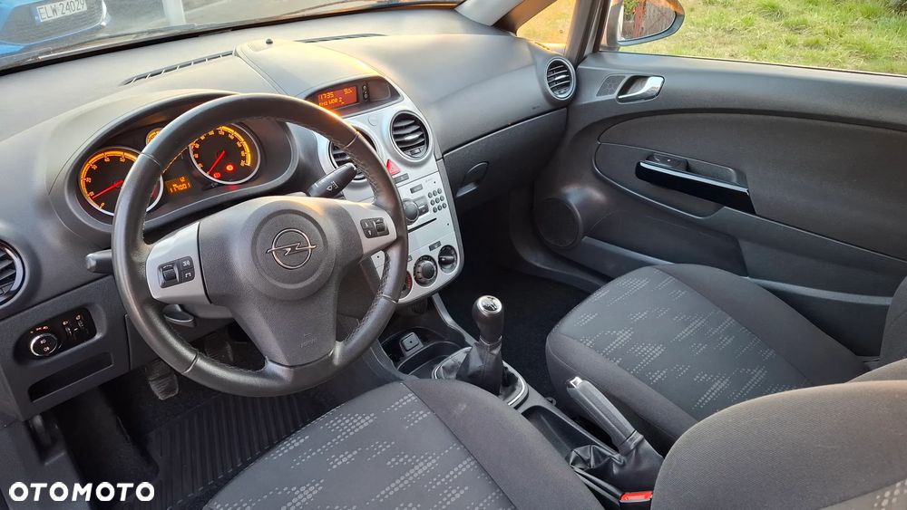 Opel Corsa - 21