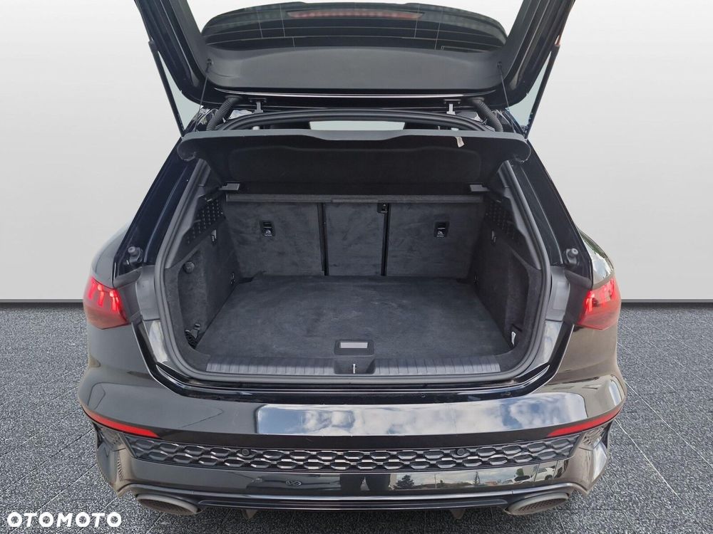 Audi RS3 Sportback - 18
